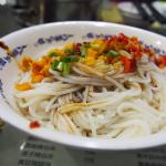 龙老五汤店的拌粉